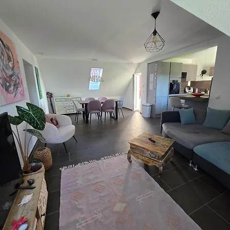Schwarzwald-oase Mit Panoramabalkon - 3 Schlafzimmer - 6 Gaeste Lejlighed *