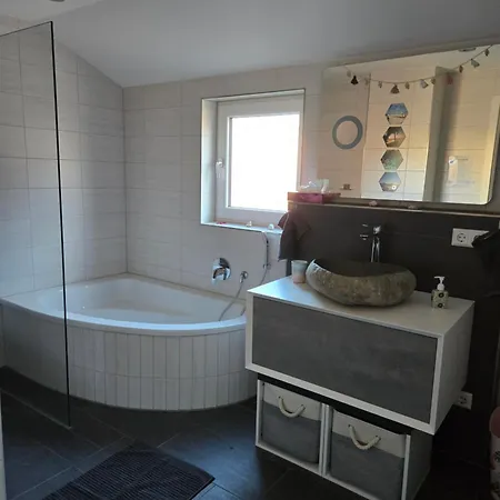 Apartament Schwarzwald-oase Mit Panoramabalkon - 3 Schlafzimmer - 6 Gaeste *